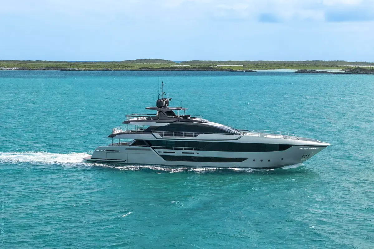 Riva 130